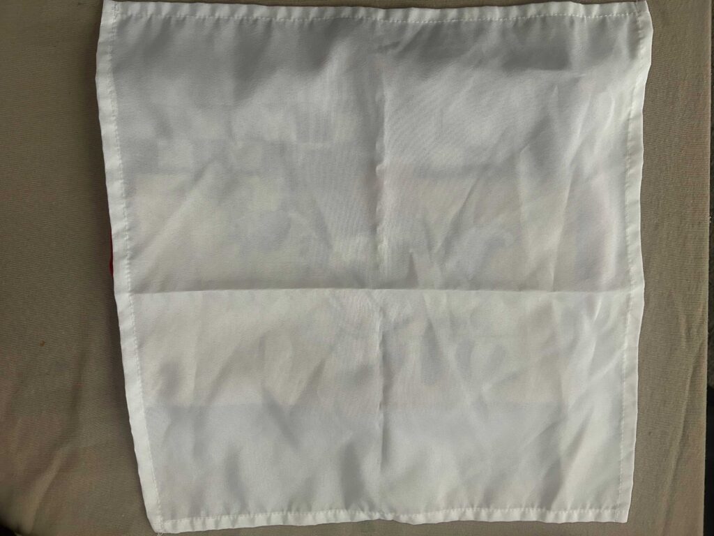 Napkins (white) Napkins (white)