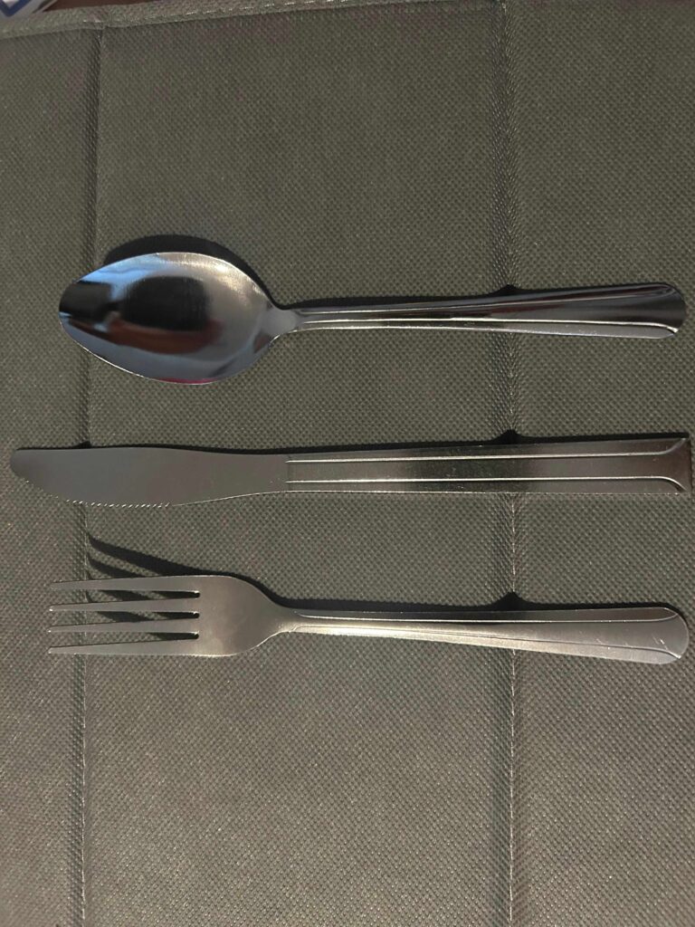 Silverware Set (stainless steel) Silverware Set (stainless steel)